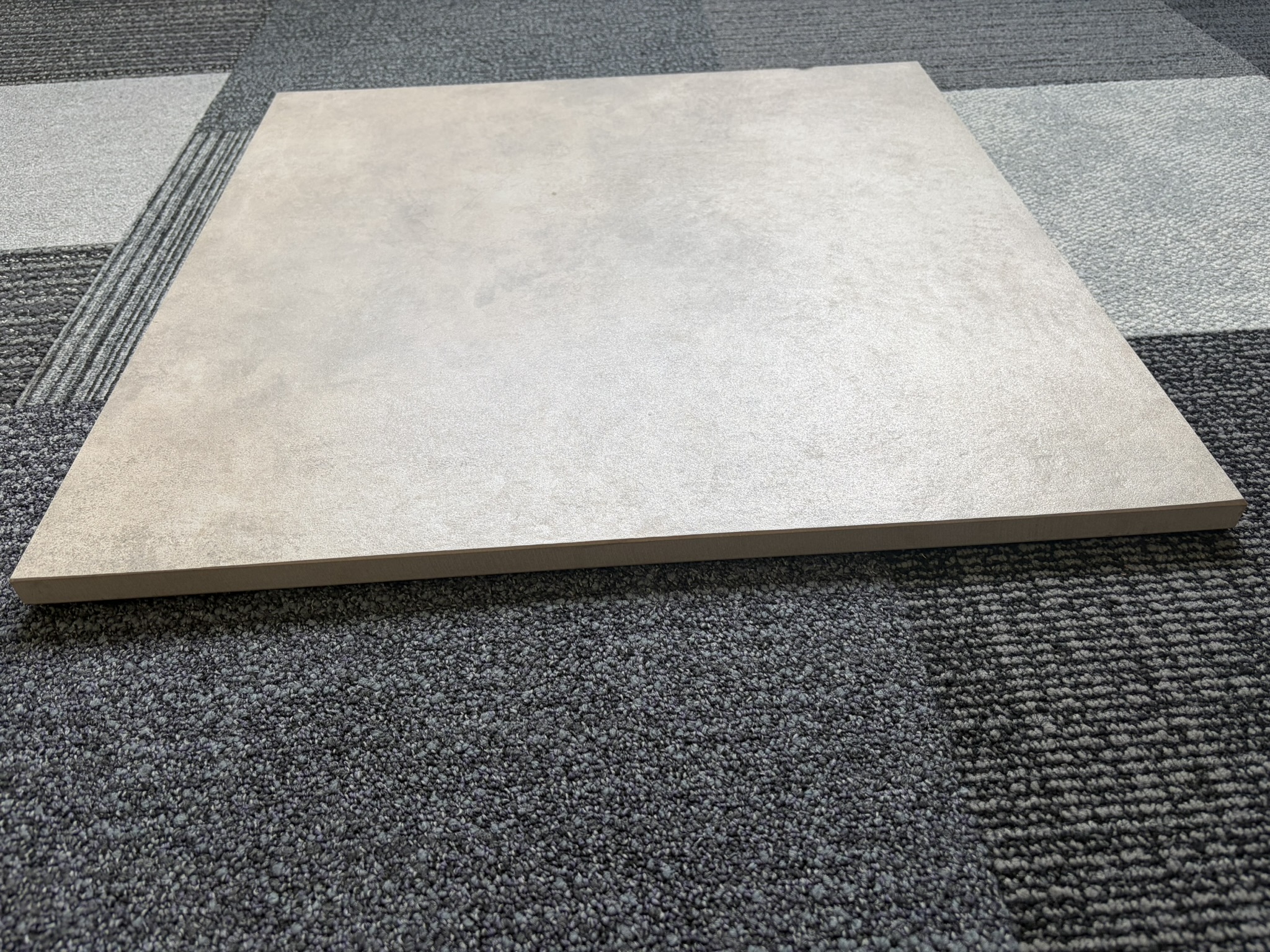 GOLIAT TAUPE 60X60X2 CM – Obrázok 9